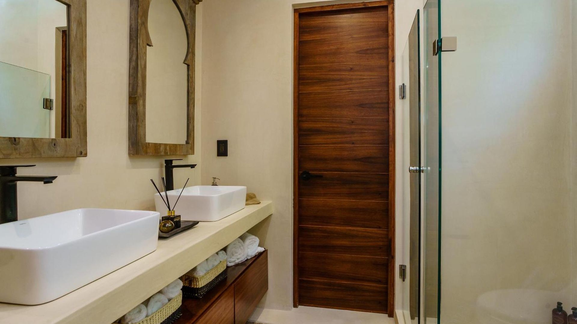 Rotamundos Luxury In Luum Zama Apartment