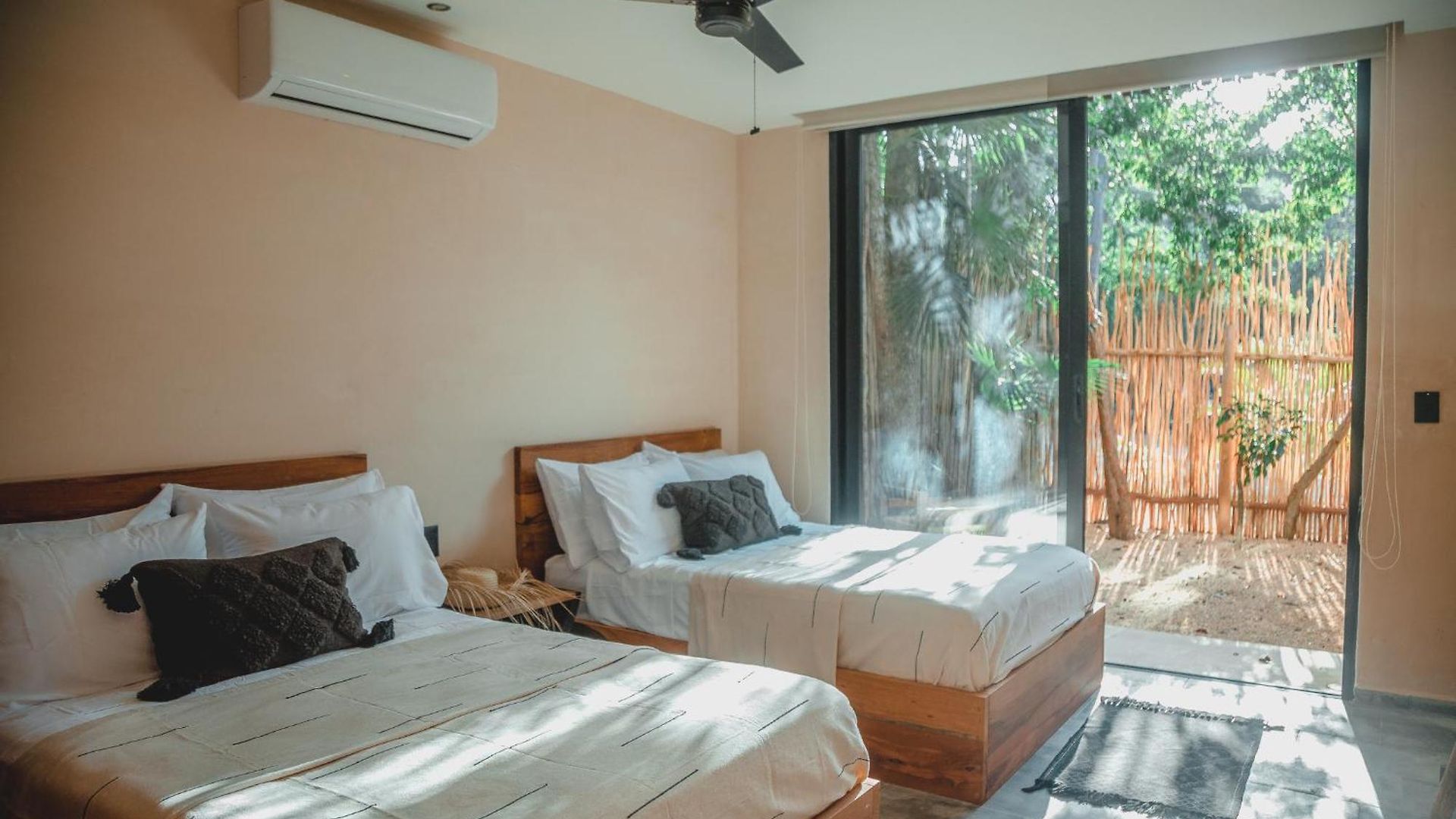 Rotamundos Luxury In Luum Zama *