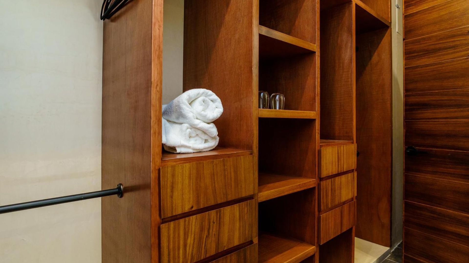 Rotamundos Luxury In Luum Zama