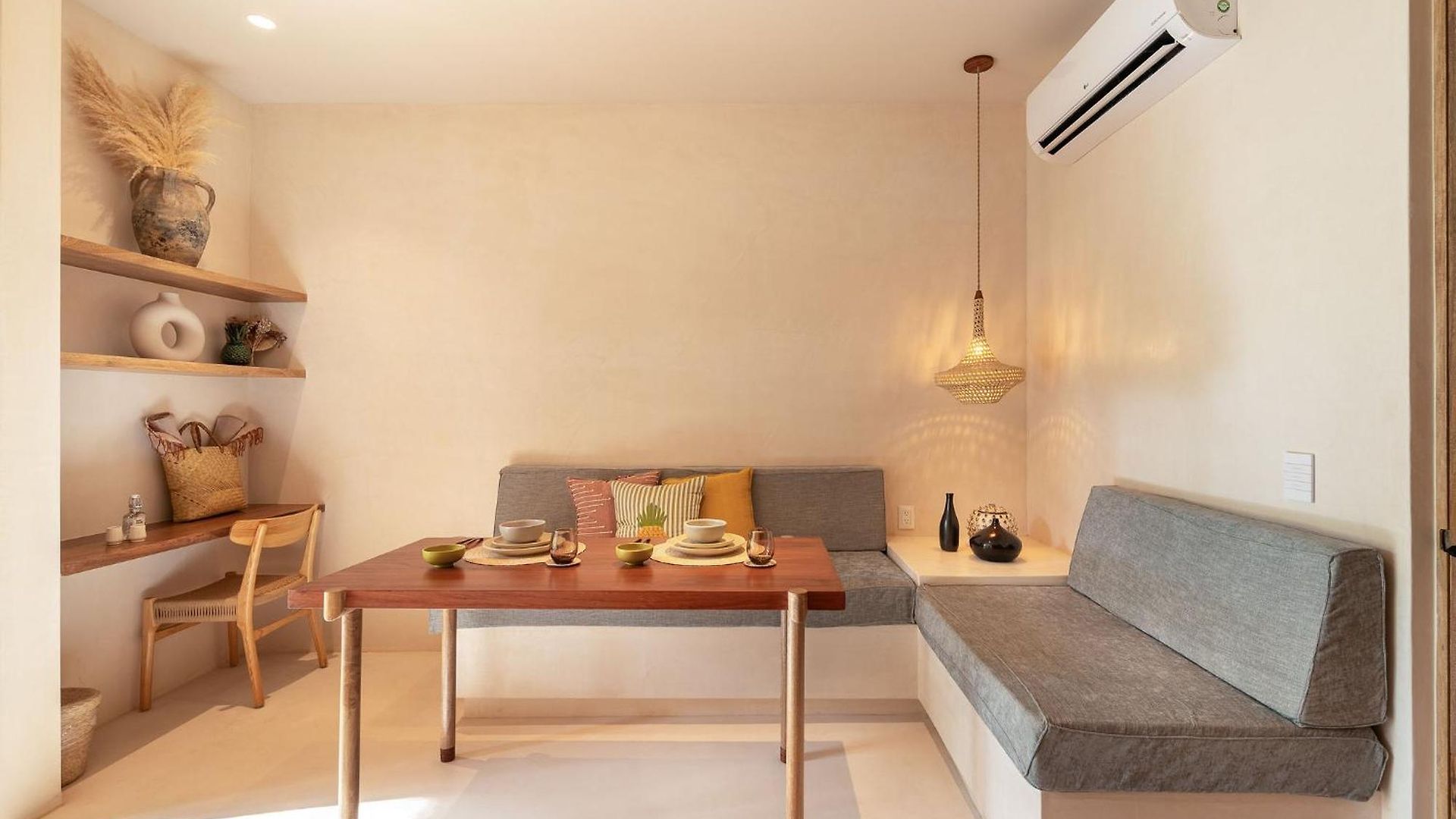 Apartment Amazing 1br Jungle With Restaurant, Pool And Gym