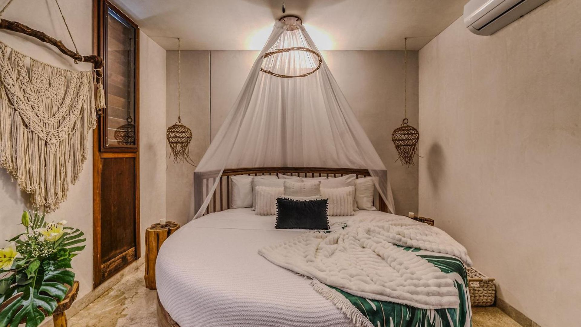 Exclusive 1br In Jungle Private Pool