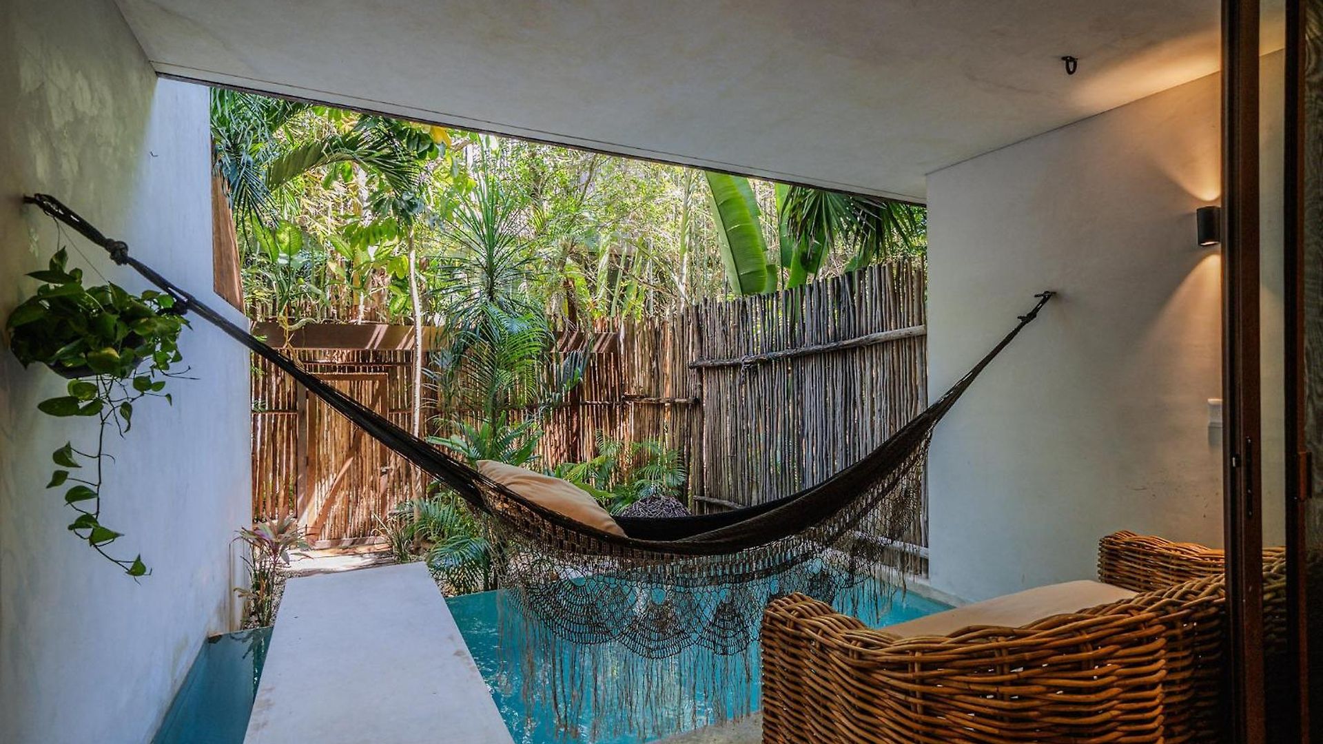 Exclusive 1br In Jungle Private Pool Apartamento
