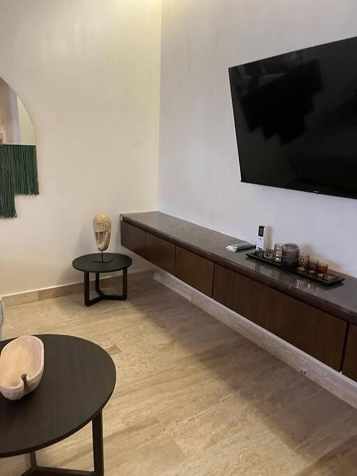 Apartment Lugar *