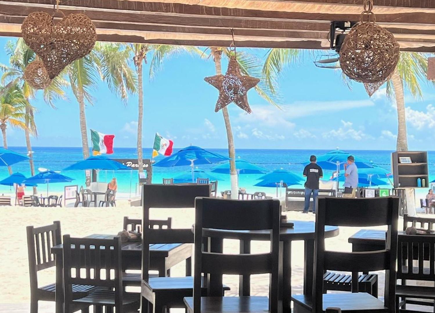 El Paraiso Hotel