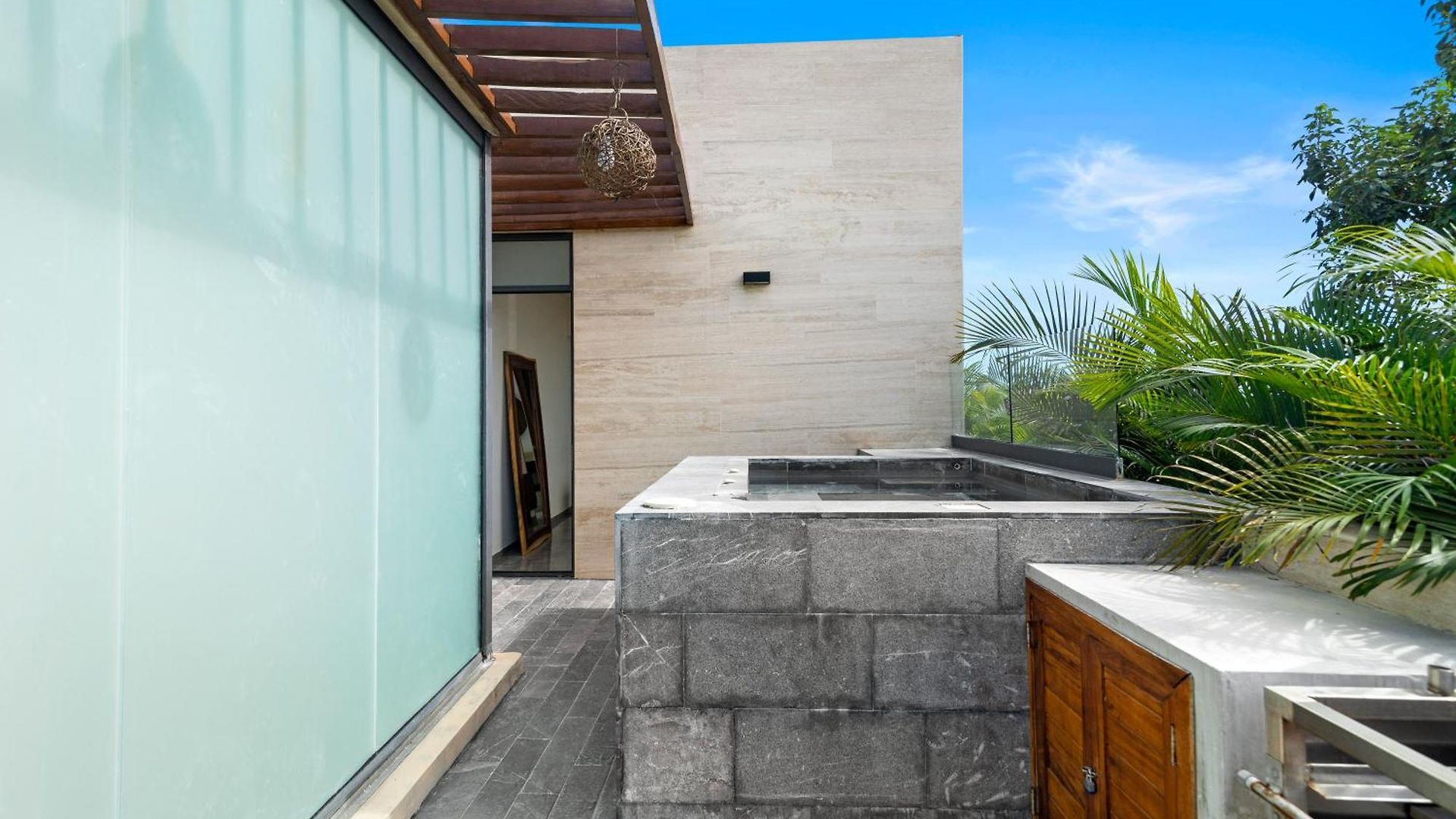 Mistiq Apartahotel Tulum