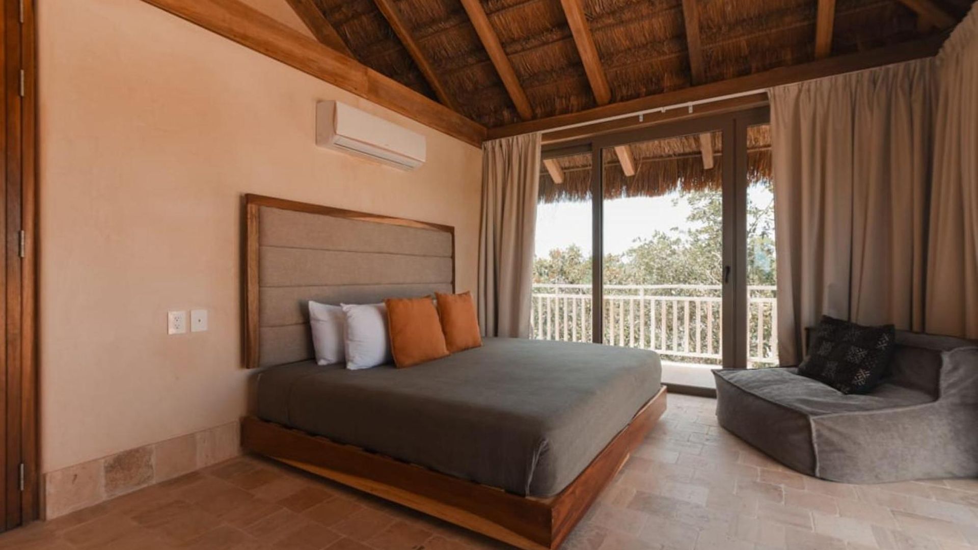 Lumina At Losantos * Tulum