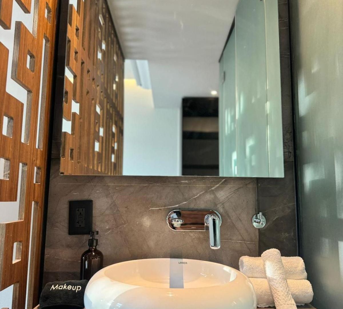 Iik By Groovy Stays- A Hip Condo-hotel With Wifi, Rooftop, Pool, Sleeps 6 4* Tulum