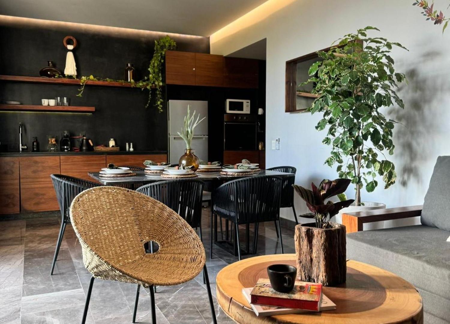 Iik By Groovy Stays- A Hip Condo-hotel With Wifi, Rooftop, Pool, Sleeps 6 4* Tulum
