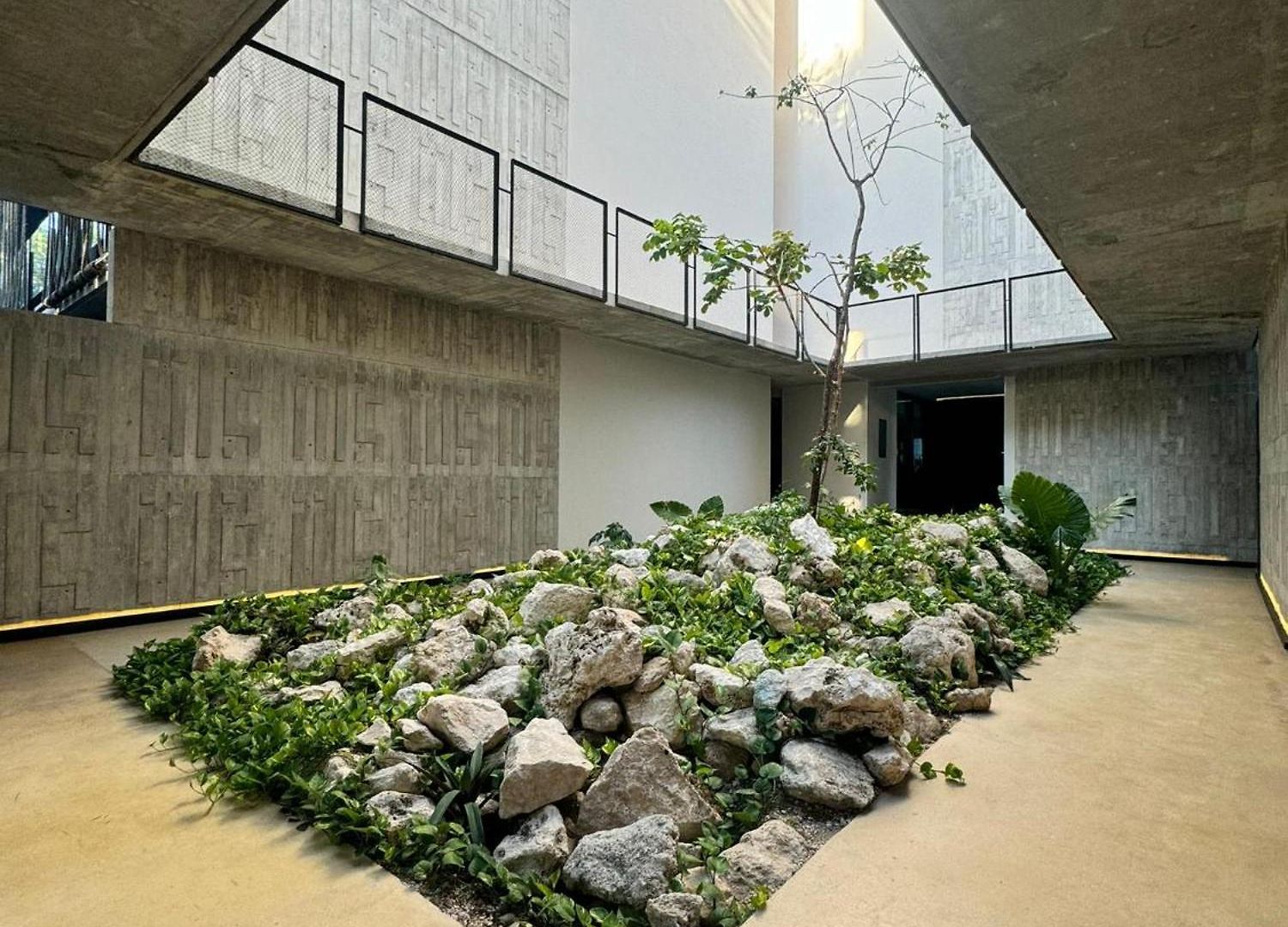 Iik By Groovy Stays- A Hip Condo-hotel With Wifi, Rooftop, Pool, Sleeps 6 Apartahotel