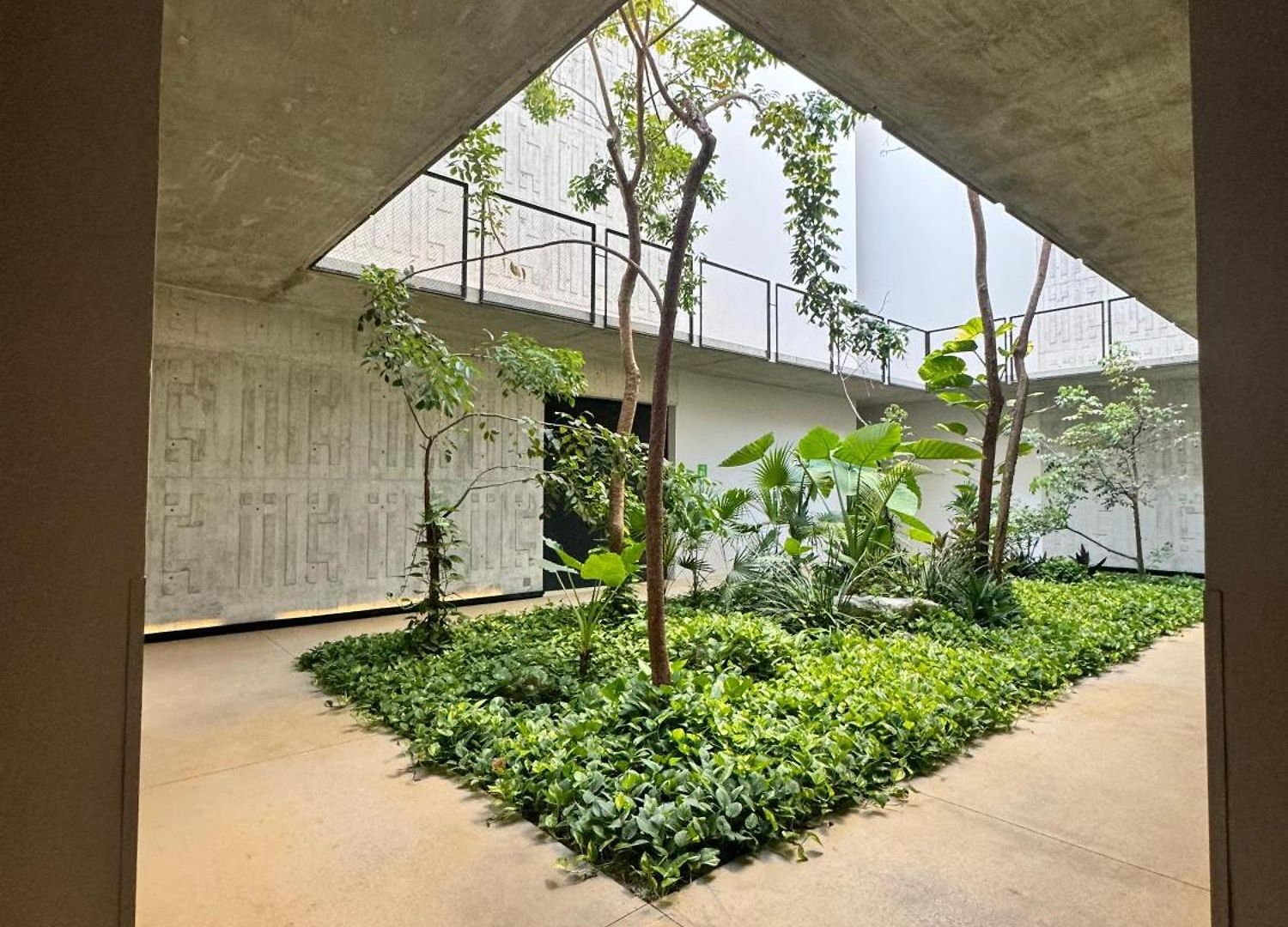 Apartahotel Iik By Groovy Stays- A Hip Condo-hotel With Wifi, Rooftop, Pool, Sleeps 6