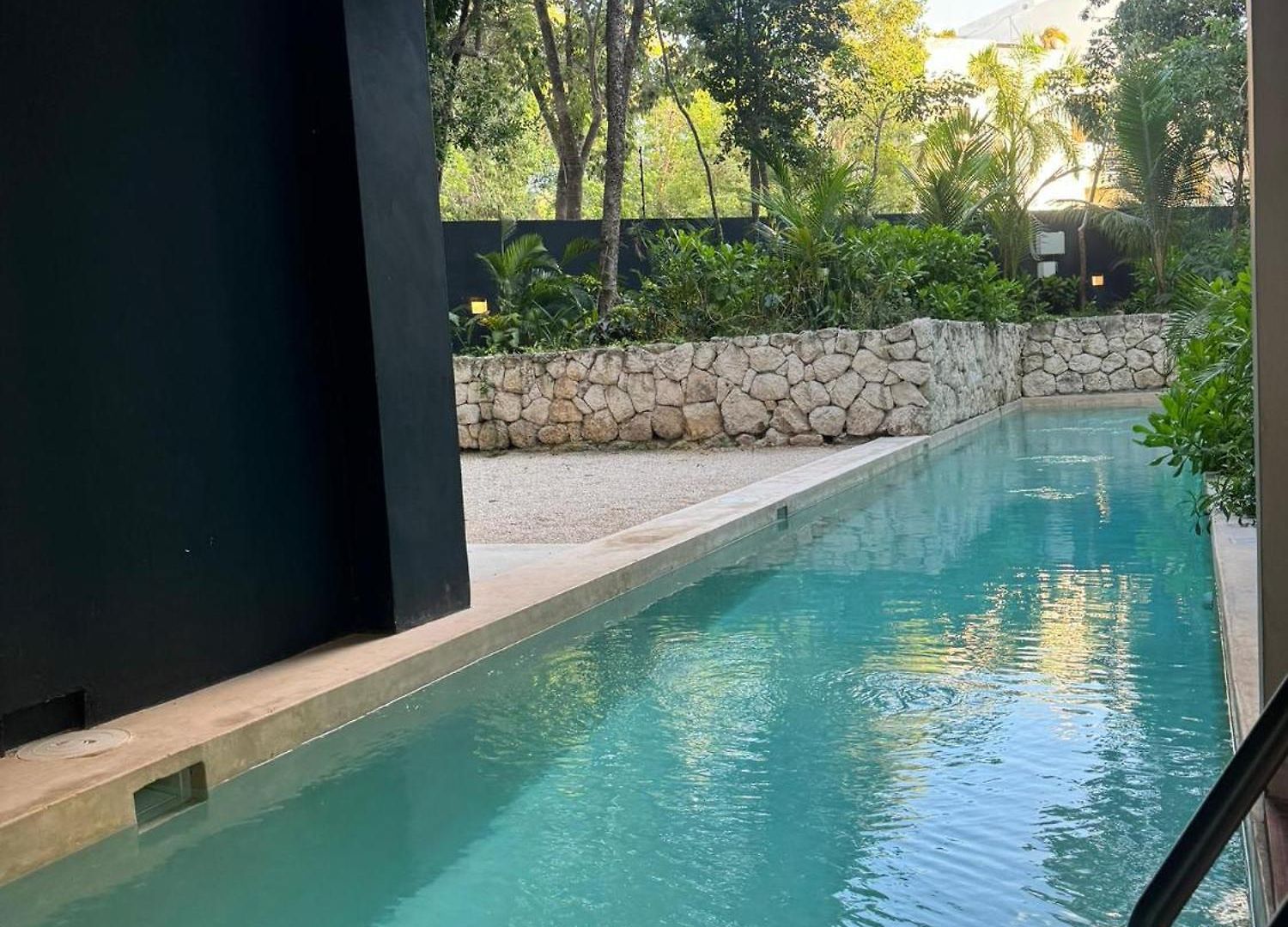 Apartahotel Iik By Groovy Stays- A Hip Condo-hotel With Wifi, Rooftop, Pool, Sleeps 6
