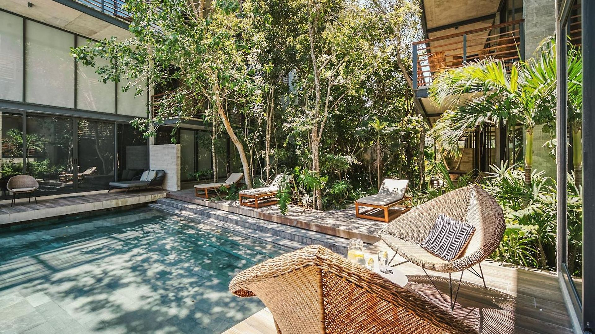 Divine 1br Swim Up With Cenote And Gym *
