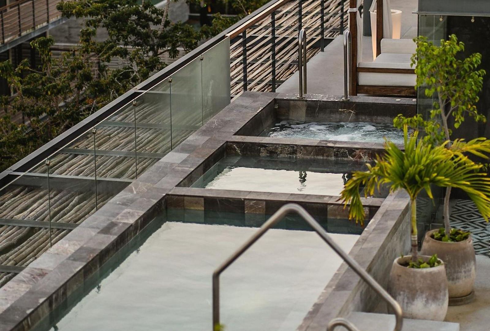 Divine 1br Swim Up With Cenote And Gym *