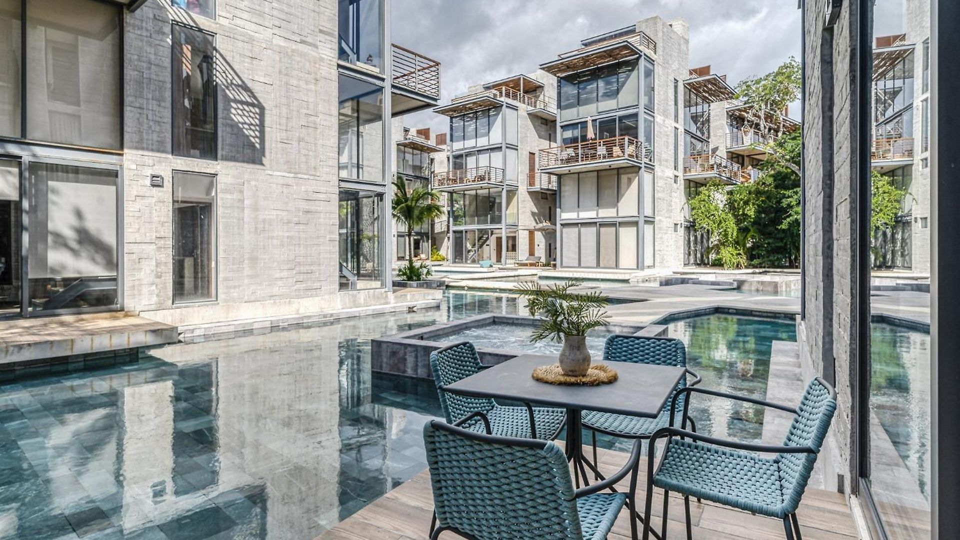 Amazing 1br Swim Up Cenote Gym Apartment *
