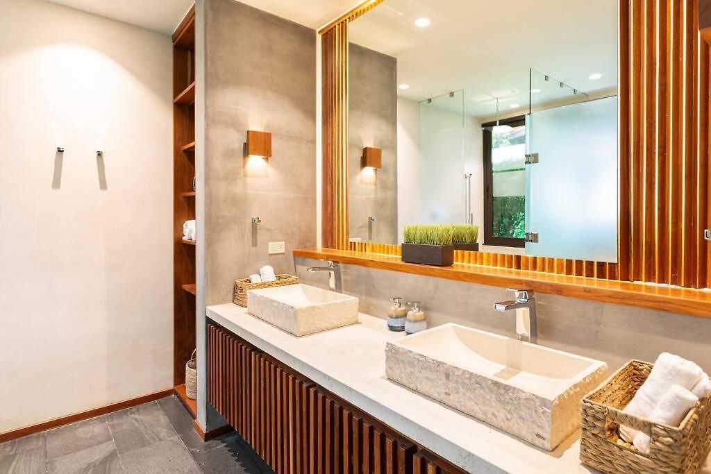 5 Star New Luxury With Infinity & Cenote Pools Apartment