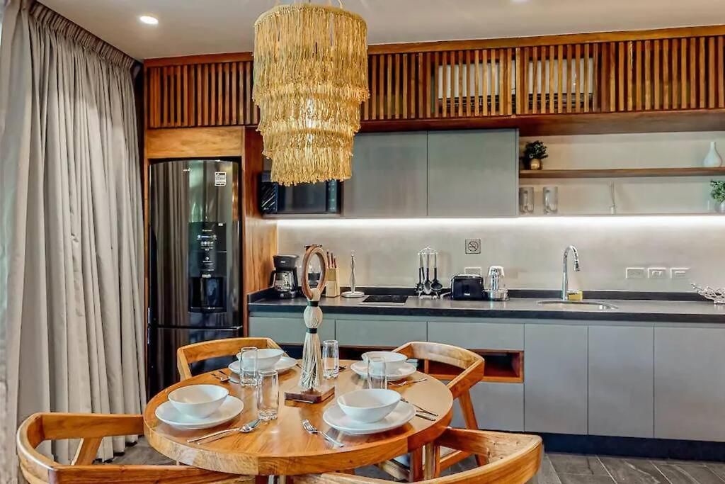 Apartment 5 Star New Luxury With Infinity & Cenote Pools *