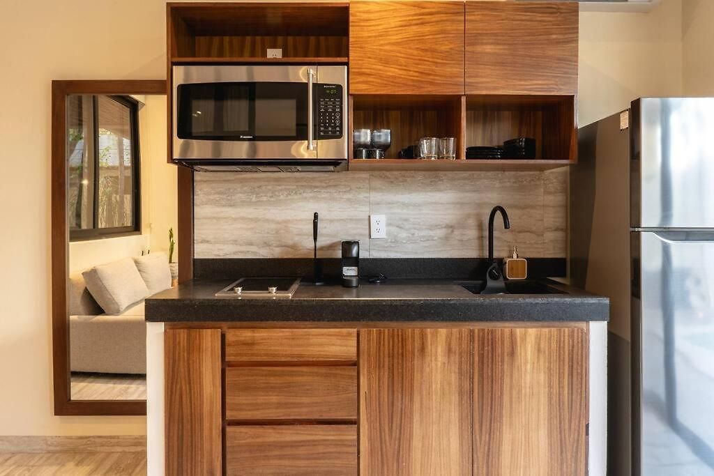 Apartment Private Pool & Terrace - Sleeps 4 Near The - B104