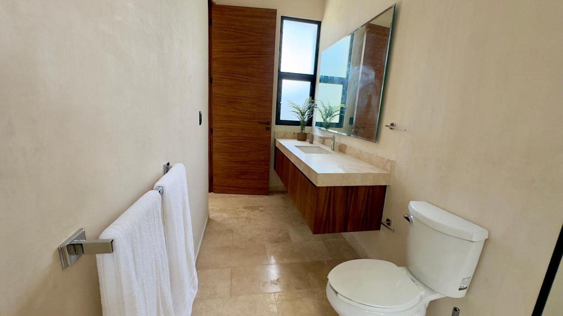 Casa Laak, Luxury Villa, 5 Bedroom 7 Bt, Heated Pool Villa *