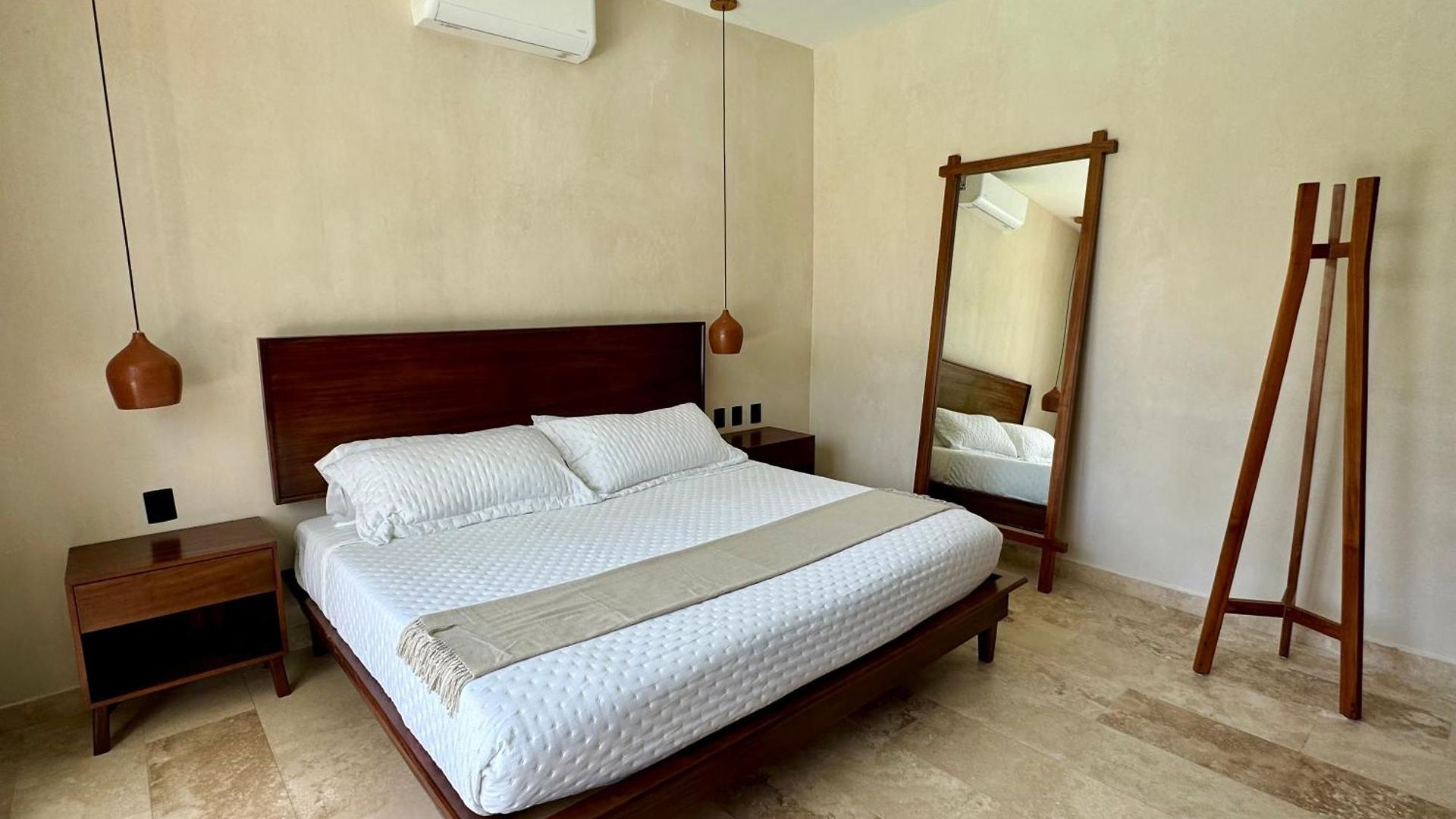 Villa Casa Laak, Luxury Villa, 5 Bedroom 7 Bt, Heated Pool *