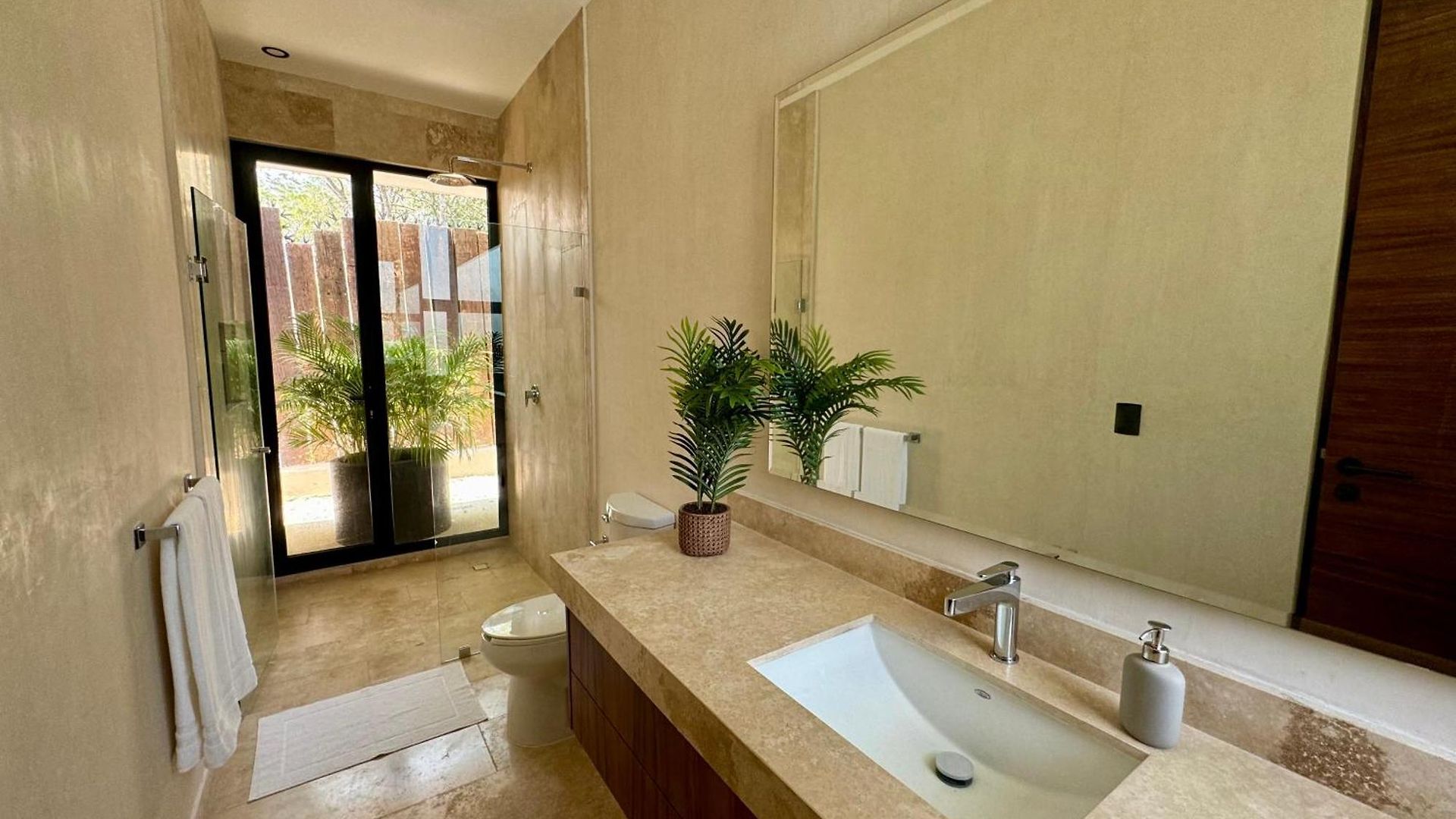 Villa Casa Laak, Luxury Villa, 5 Bedroom 7 Bt, Heated Pool Tulum