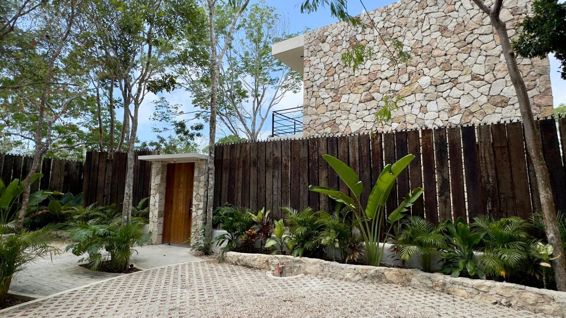 Villa Casa Laak, Luxury Villa, 5 Bedroom 7 Bt, Heated Pool Tulum