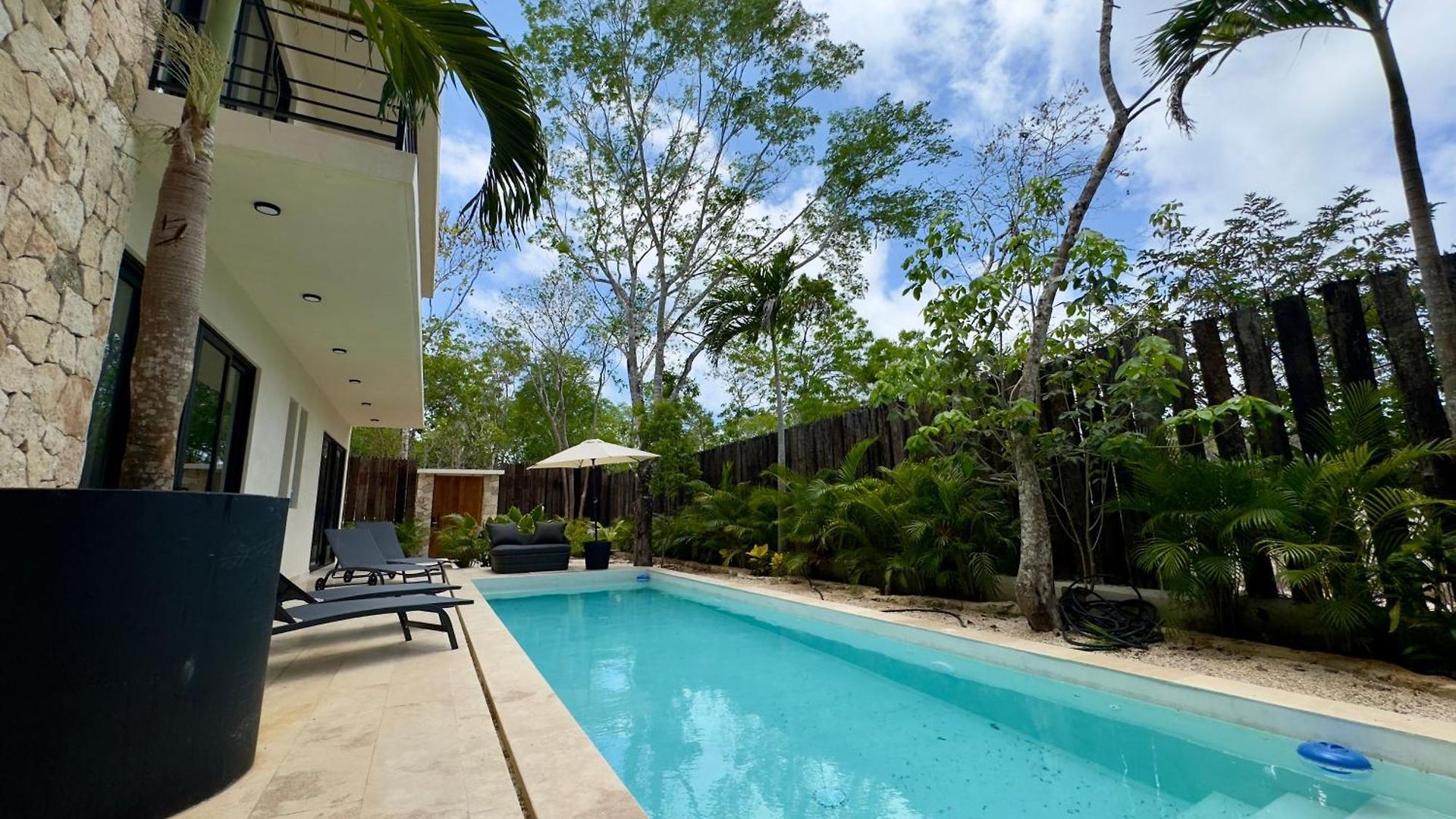 Casa Laak, Luxury Villa, 5 Bedroom 7 Bt, Heated Pool Villa Tulum