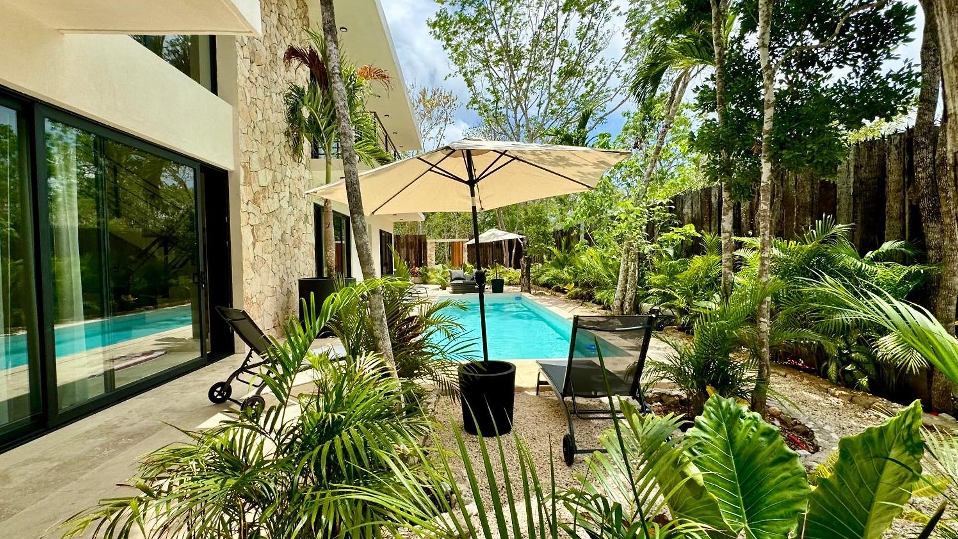 Casa Laak, Luxury Villa, 5 Bedroom 7 Bt, Heated Pool Tulum