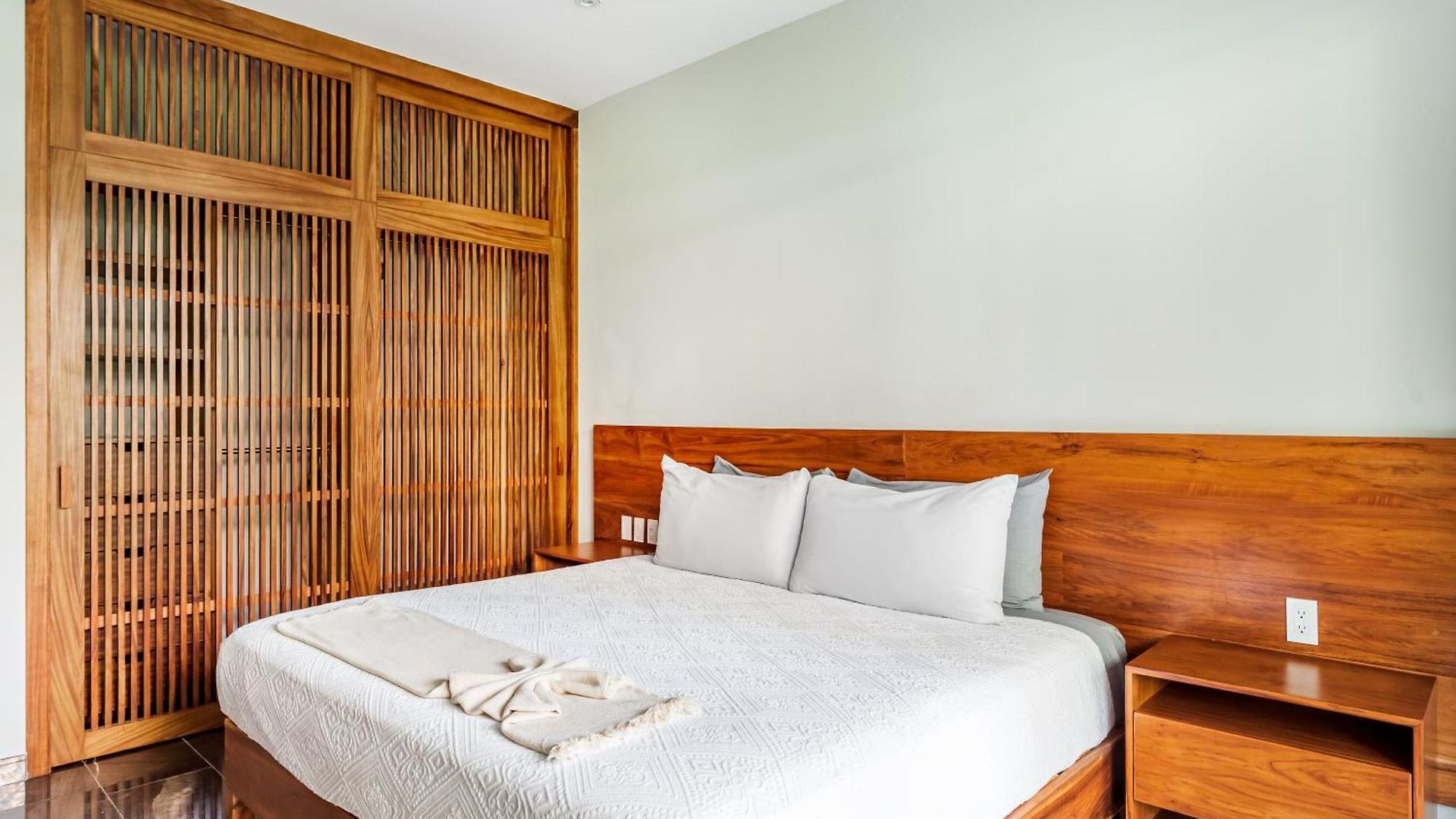 Arcadia Luxury In Aldea Zama, By Spot *