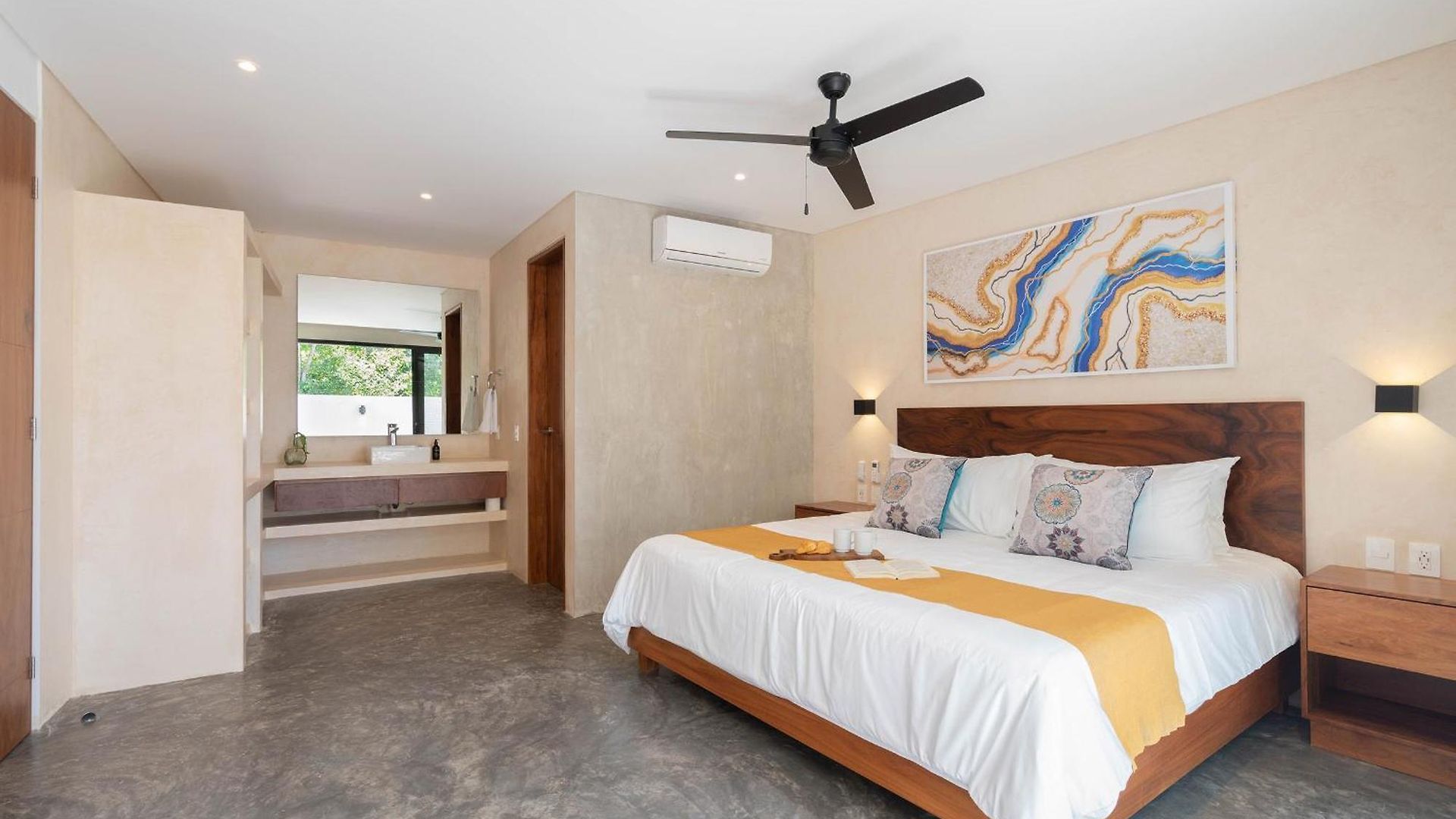 At Treetops Apartment *