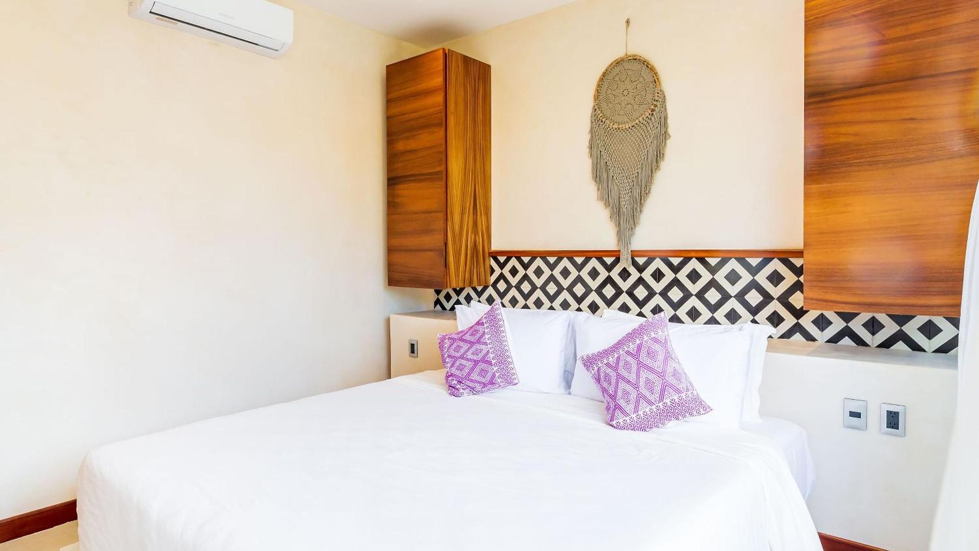 Pre Opening! Solemn Luxury By Spot Hotel 4*
