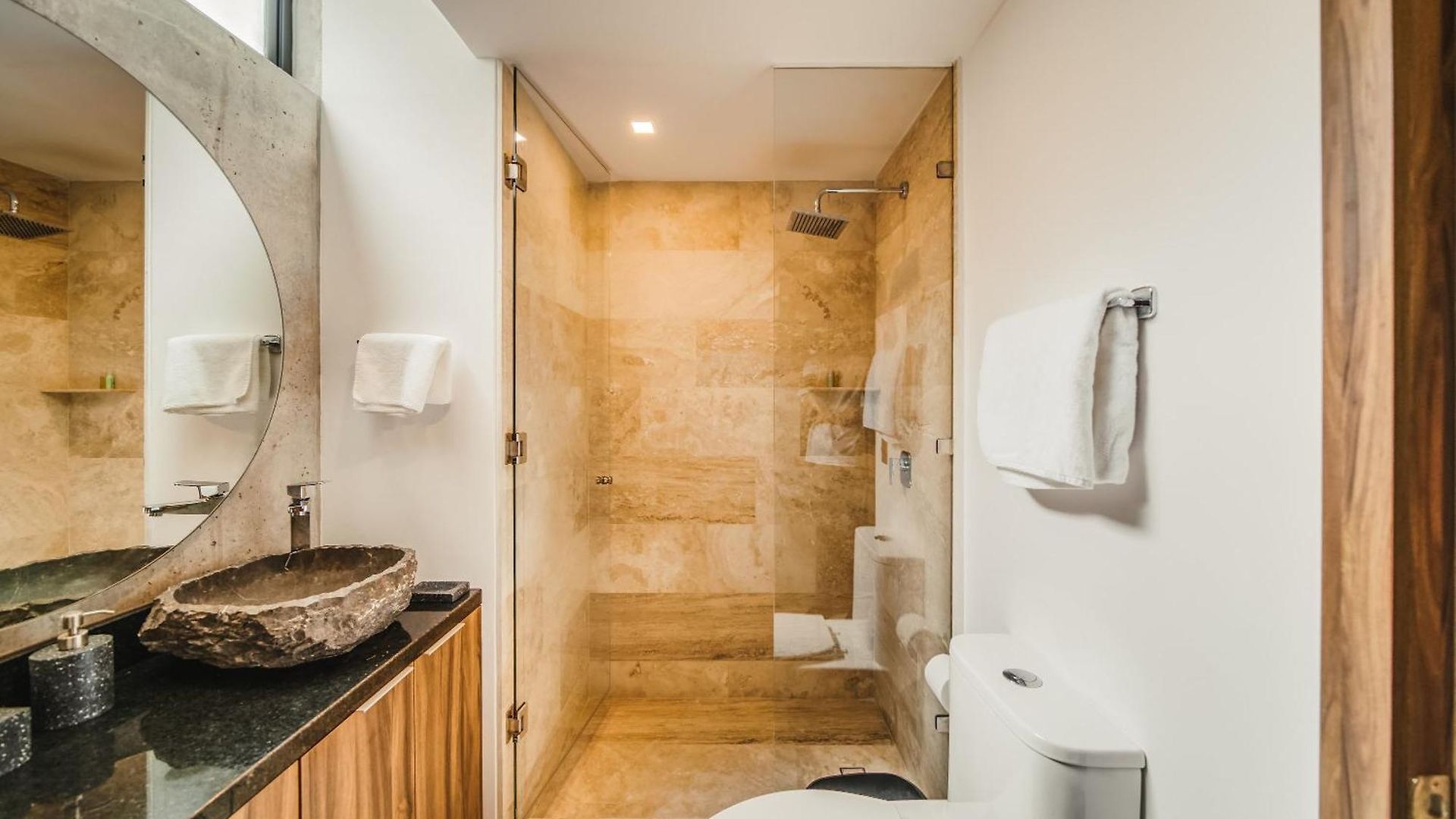 Waterworld 2br On Cenote Pools And Gym Club Apartamento Tulum