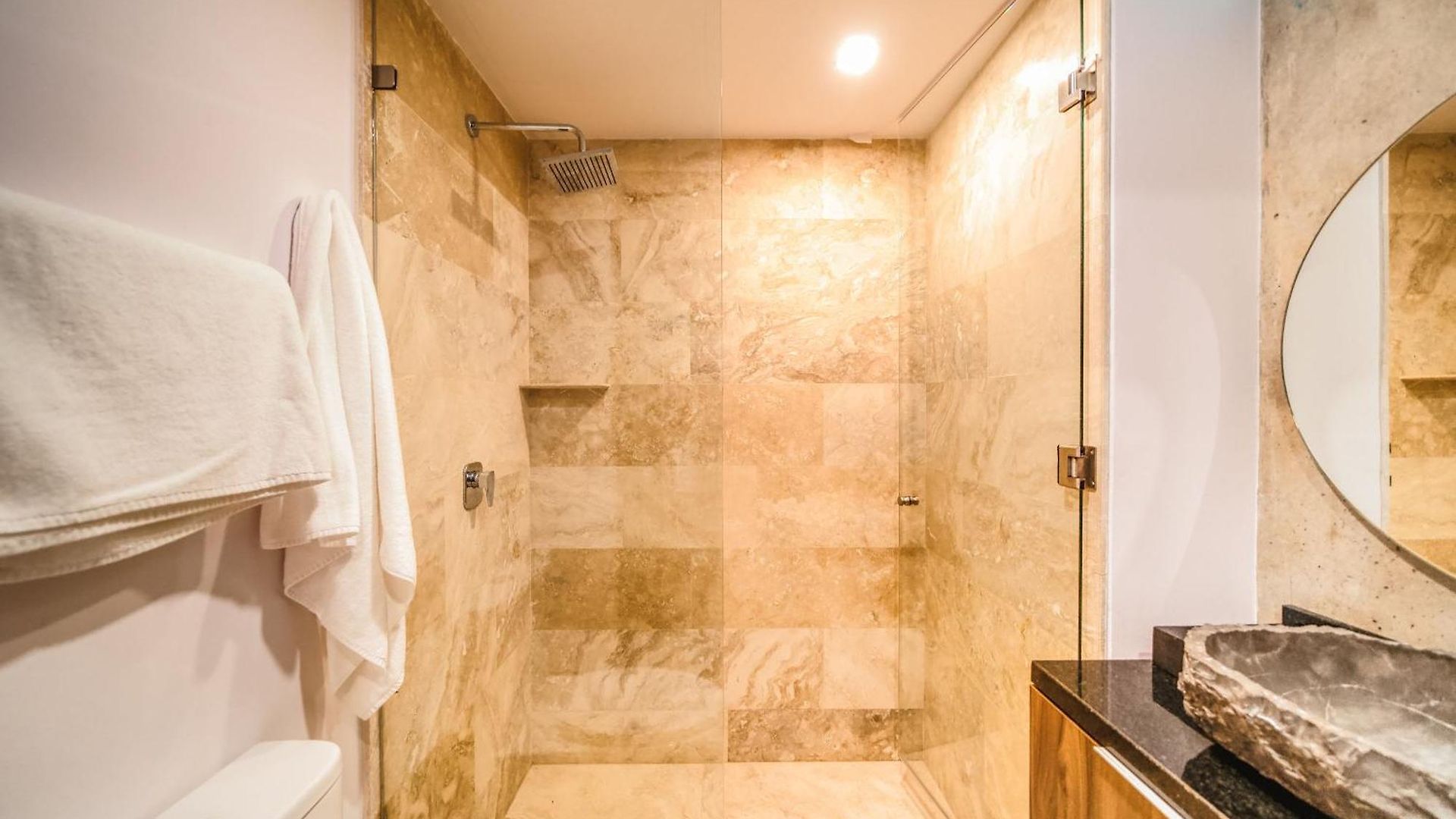 Waterworld 2br On Cenote Pools And Gym Club * Tulum