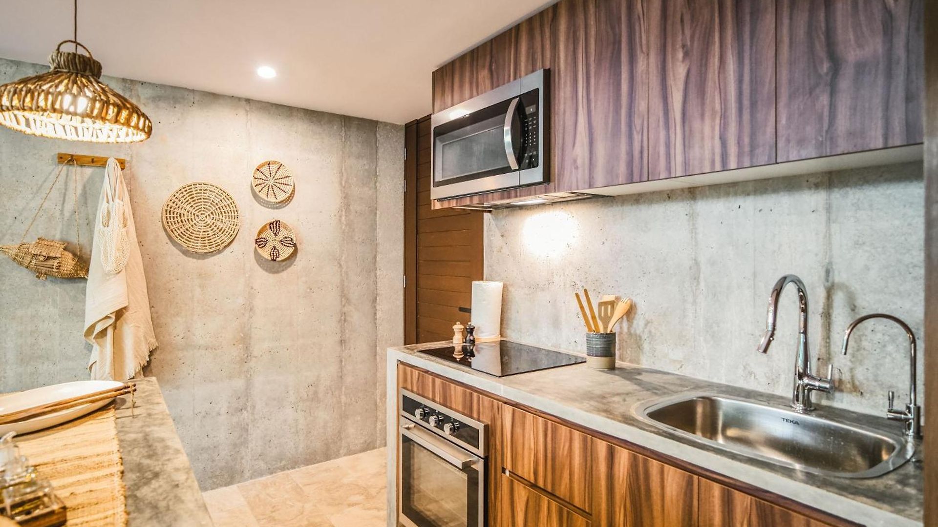 Waterworld 2br On Cenote Pools And Gym Club Tulum