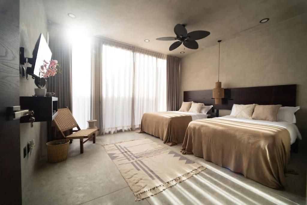 Villa Luxury Twin Villas, 4 Private Pools, 2 Rooftops, Bbq, Near *