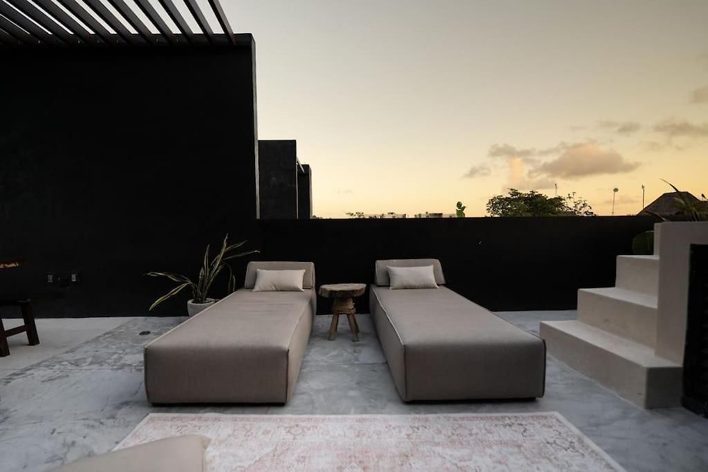 Luxury Twin Villas, 4 Private Pools, 2 Rooftops, Bbq, Near Villa