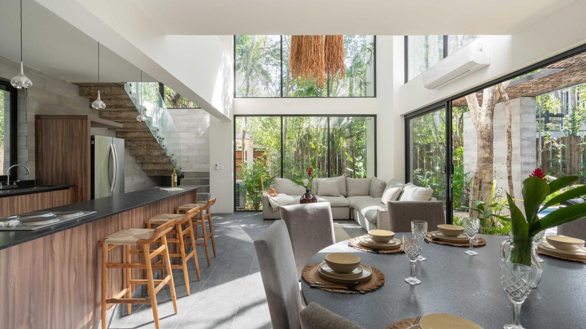 Villa Twelve O'clock - Luxury