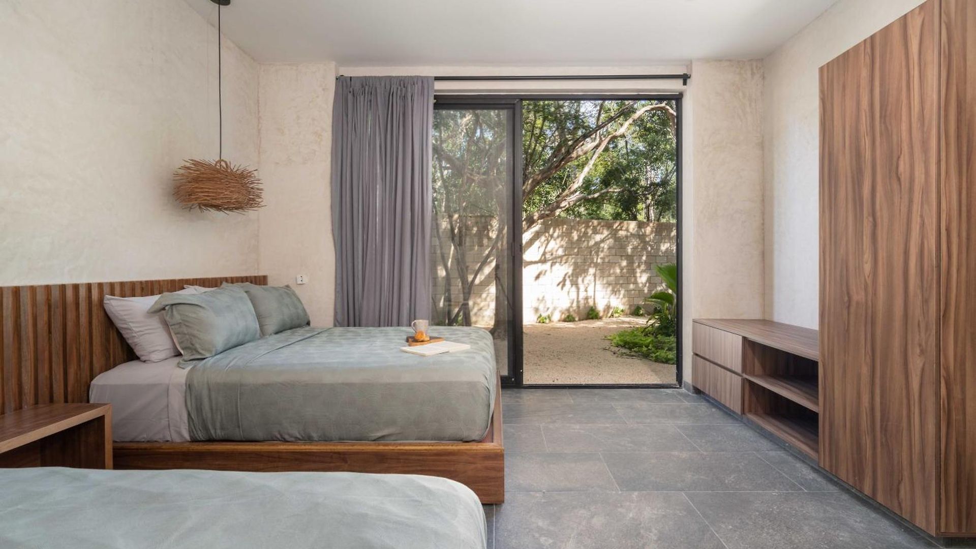 Twelve O'clock - Luxury Tulum