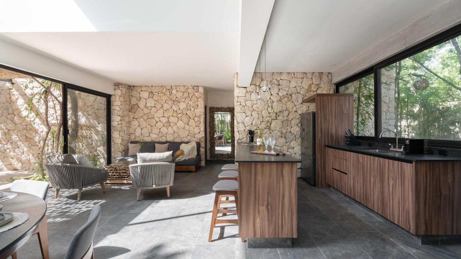 Twelve O'clock - Luxury Villa Tulum