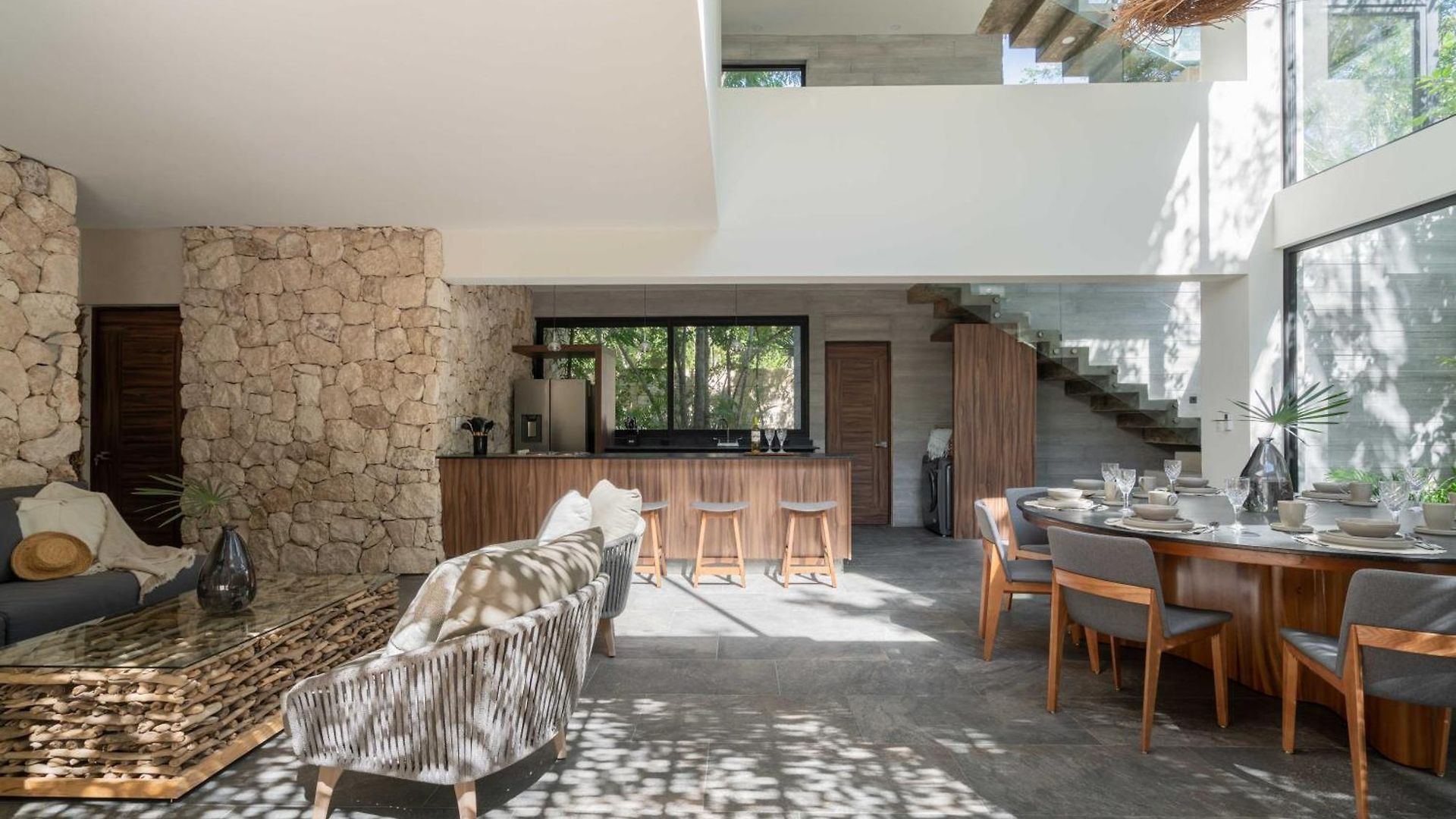 Twelve O'clock - Luxury Villa *