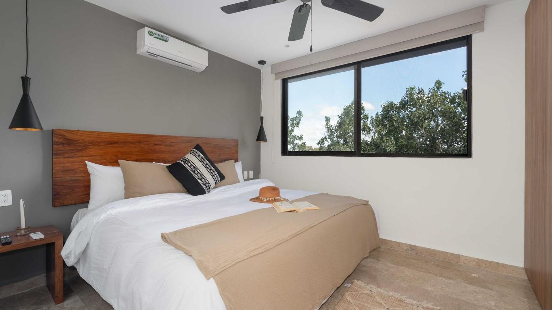 2 Bd Private Plunge Pool And Terrace