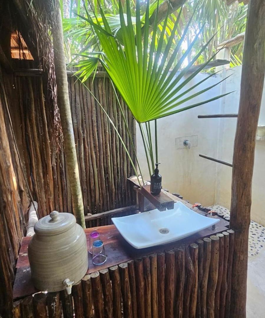 Eco.banitas Hotel 3*