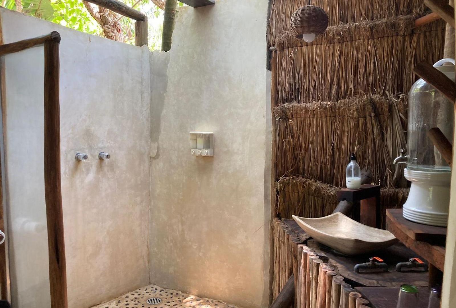 Eco.banitas Hotel 3*