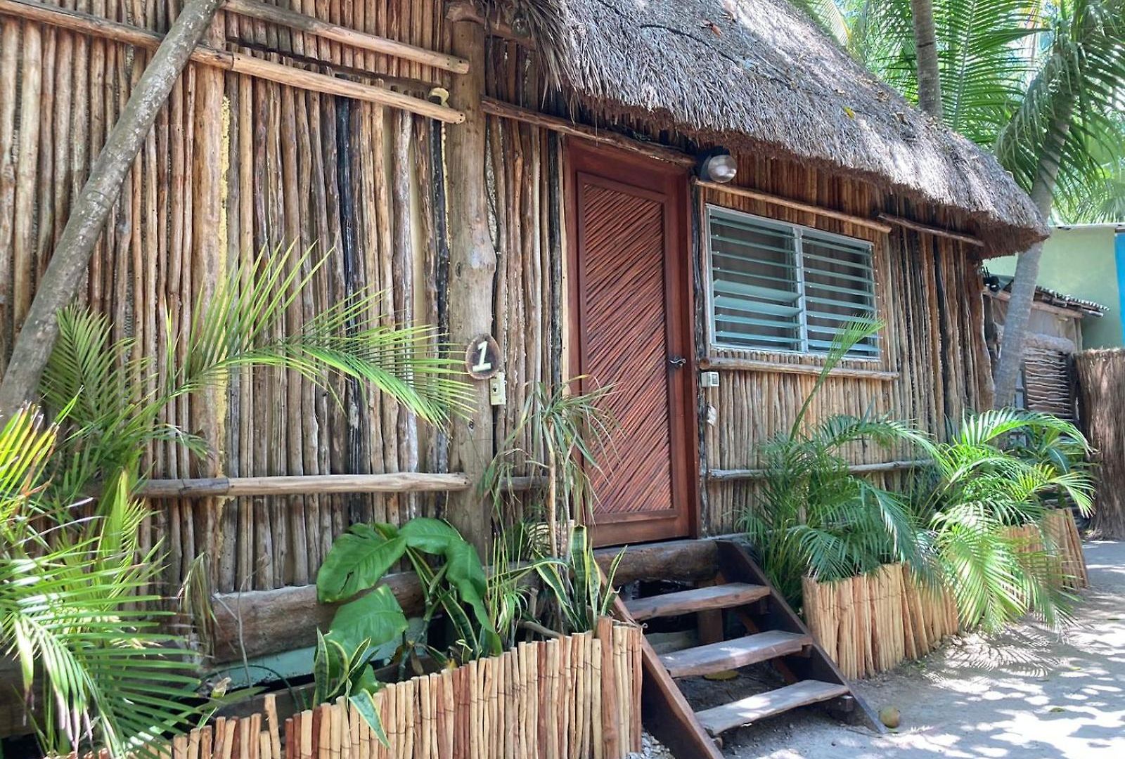 Eco.banitas Hotel 3*