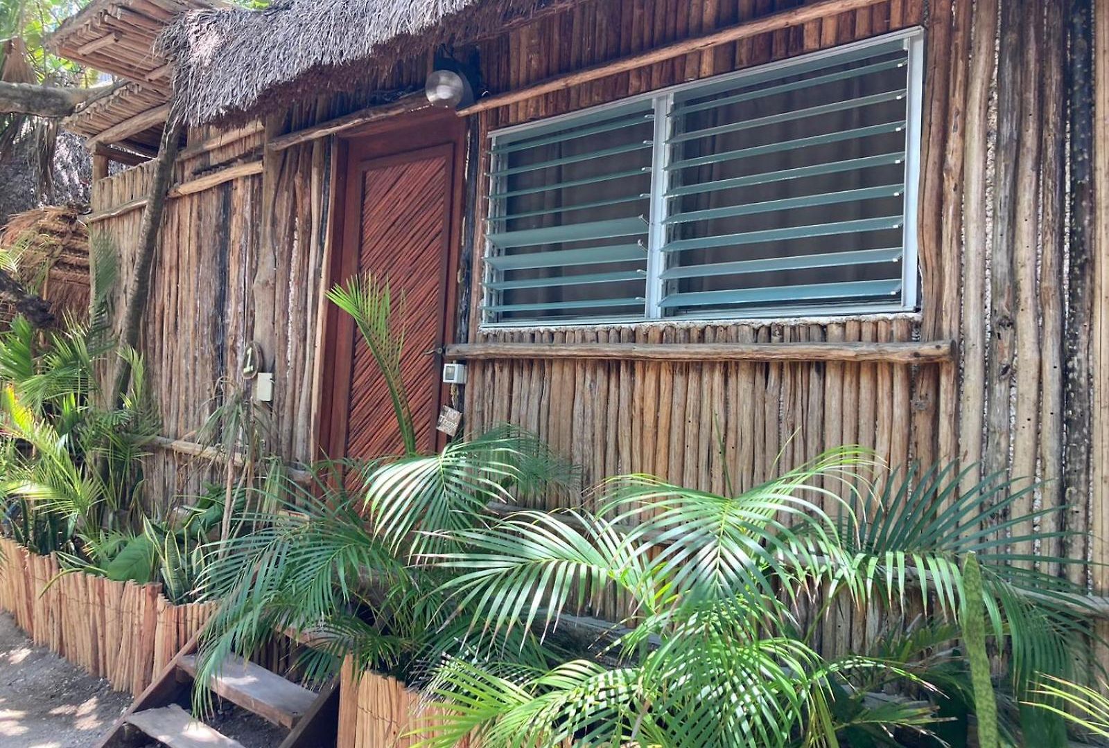 Eco.banitas Hotel 3*