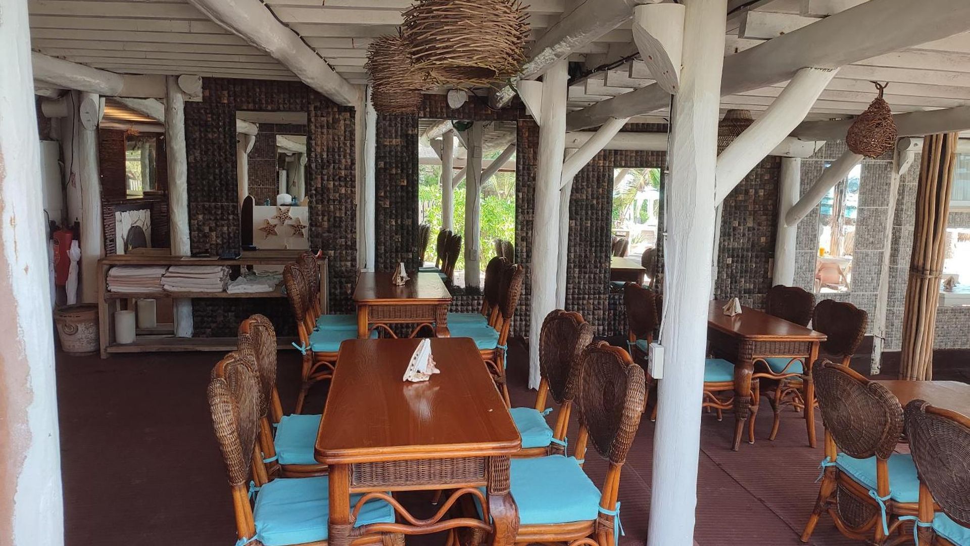 Estrellas - Located At The Party Zone 4* Tulum