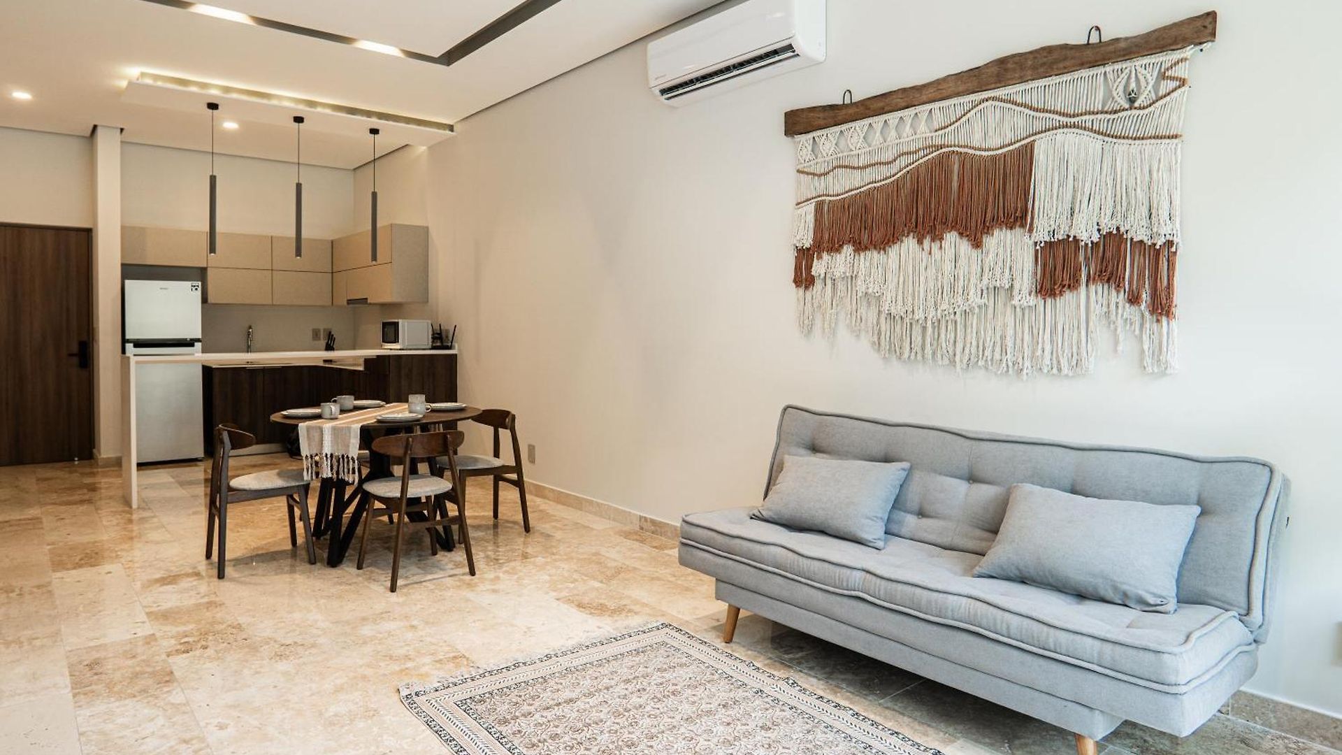 Aparment In The Zone Of Apartment *