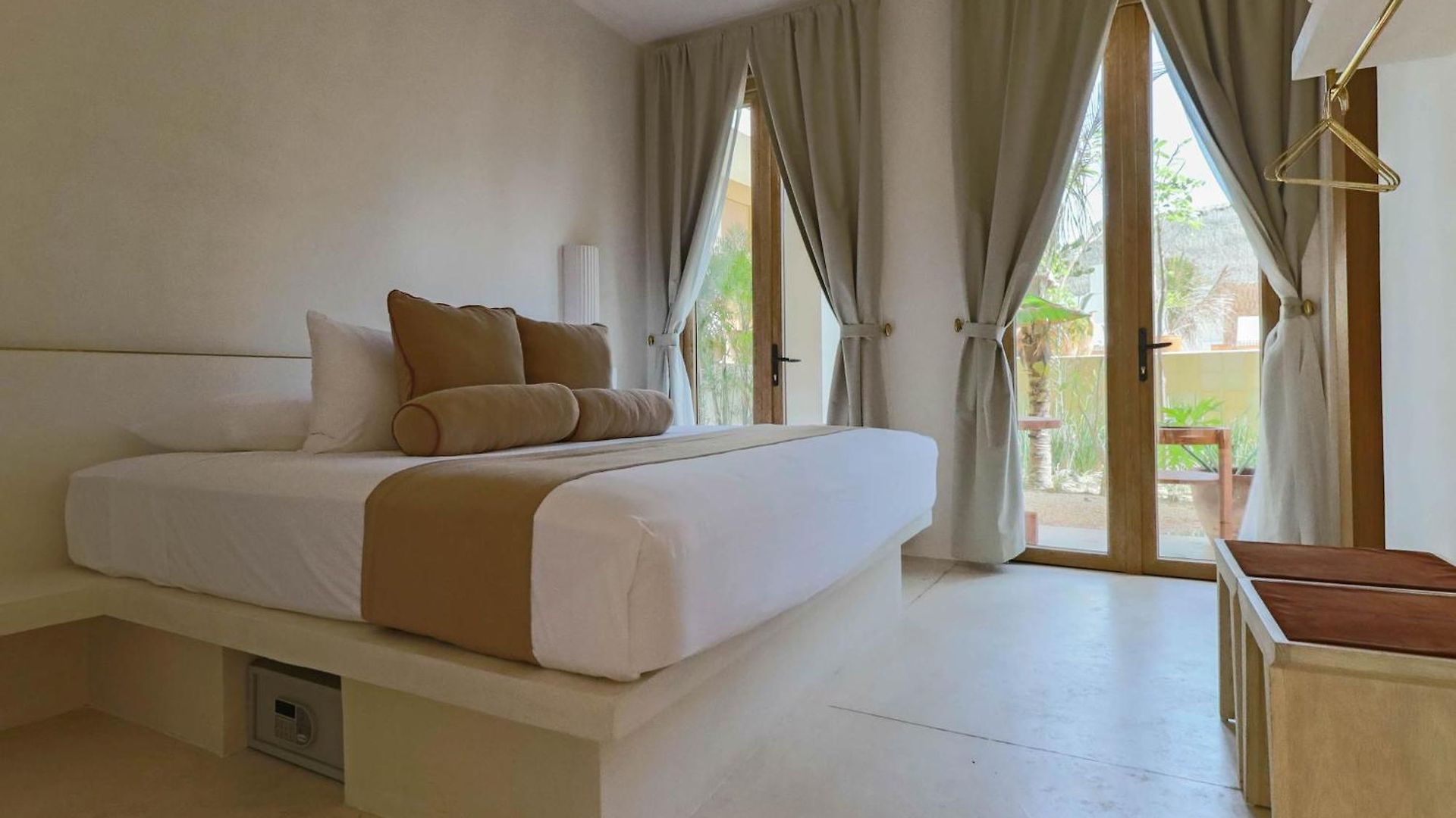 Panamera 4* Tulum