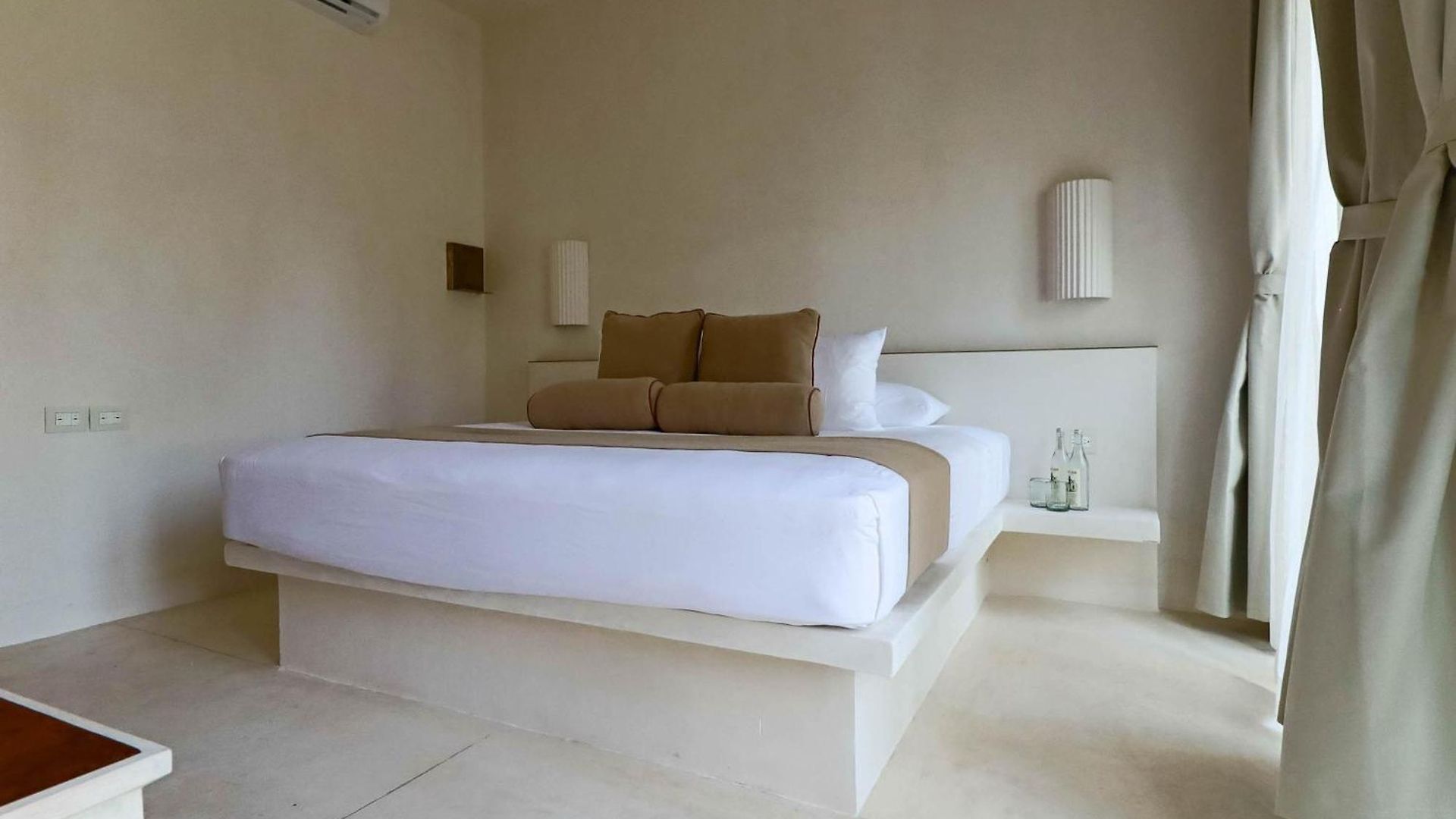 Panamera Hotel 4*