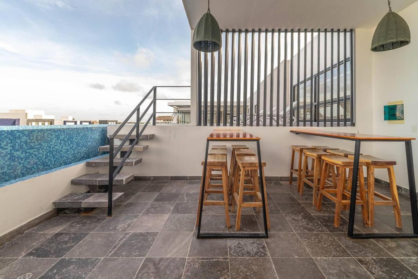 Stylish Boho With Rooftop Pool Сasa de vacaciones
