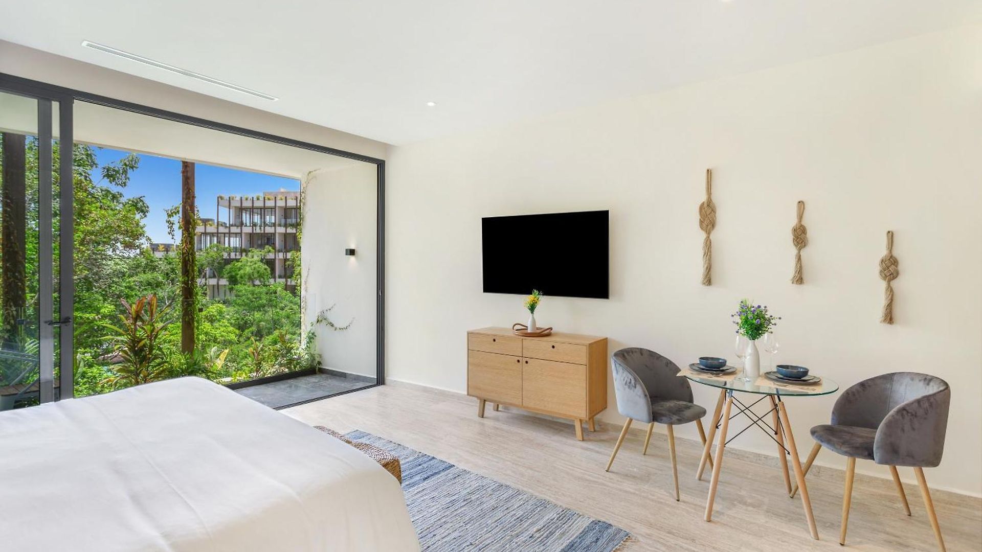 Apartment Mistiq Temple I